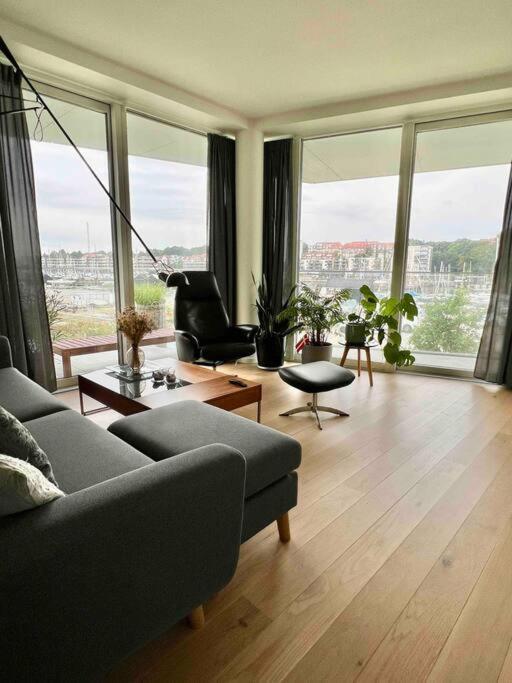 Bo Med Stil Og Udsigt Til Aarhus Lystbadehavn Διαμέρισμα Εξωτερικό φωτογραφία