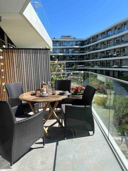 Bo Med Stil Og Udsigt Til Aarhus Lystbadehavn Διαμέρισμα Εξωτερικό φωτογραφία